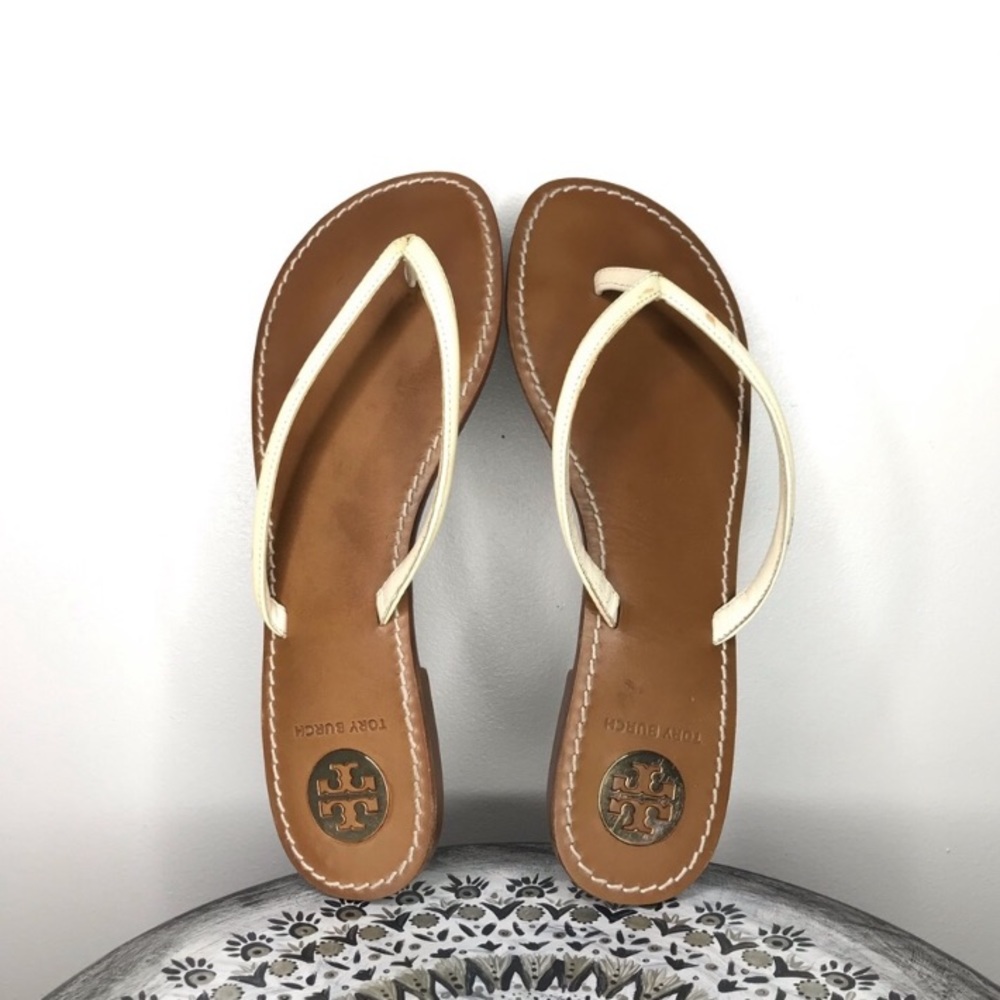 💛 Tory Burch Leather Thong Flip Flops Size 7 💛